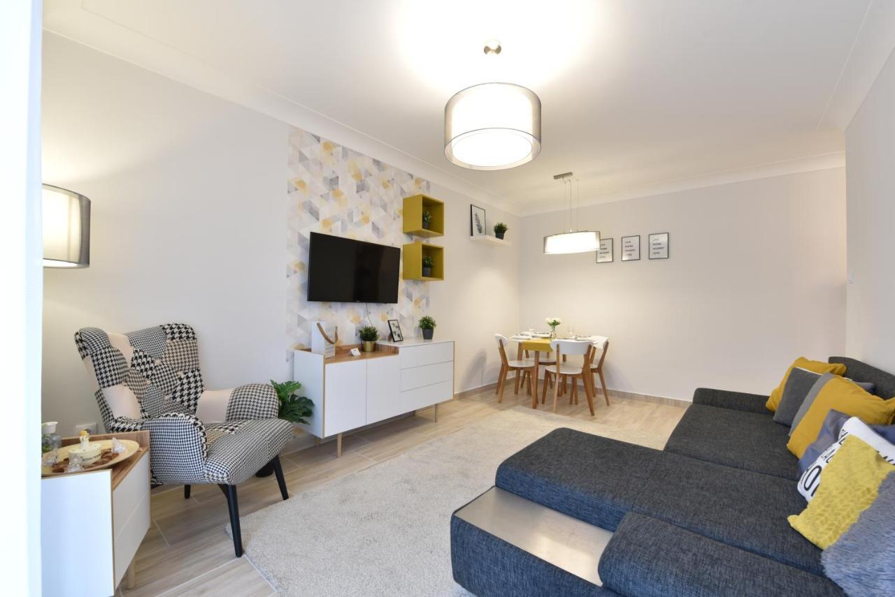 Kiralykut 1 Apartman - Ingyen Parkolas, Bicajok, Ac Szekesfehervar Ngoại thất bức ảnh